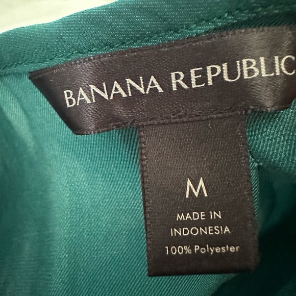 Banana Republic Green Essentials Flowy Twill Blouse Medium - Picture 2 of 5